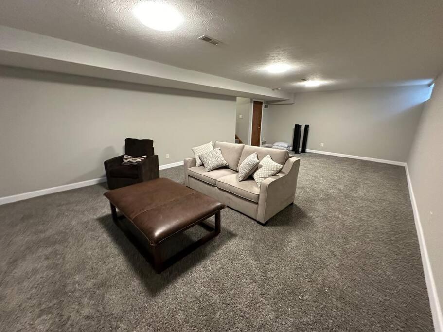 Inviting 3 Bed 2.5 Bath Townhome In 沃兹沃思 外观 照片